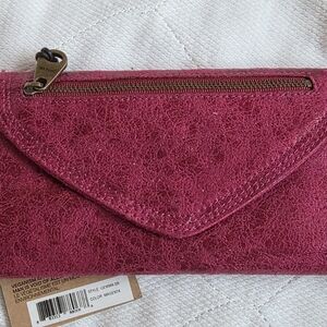 Matt & Nat Fuchsia Vegan Leather Wristlet